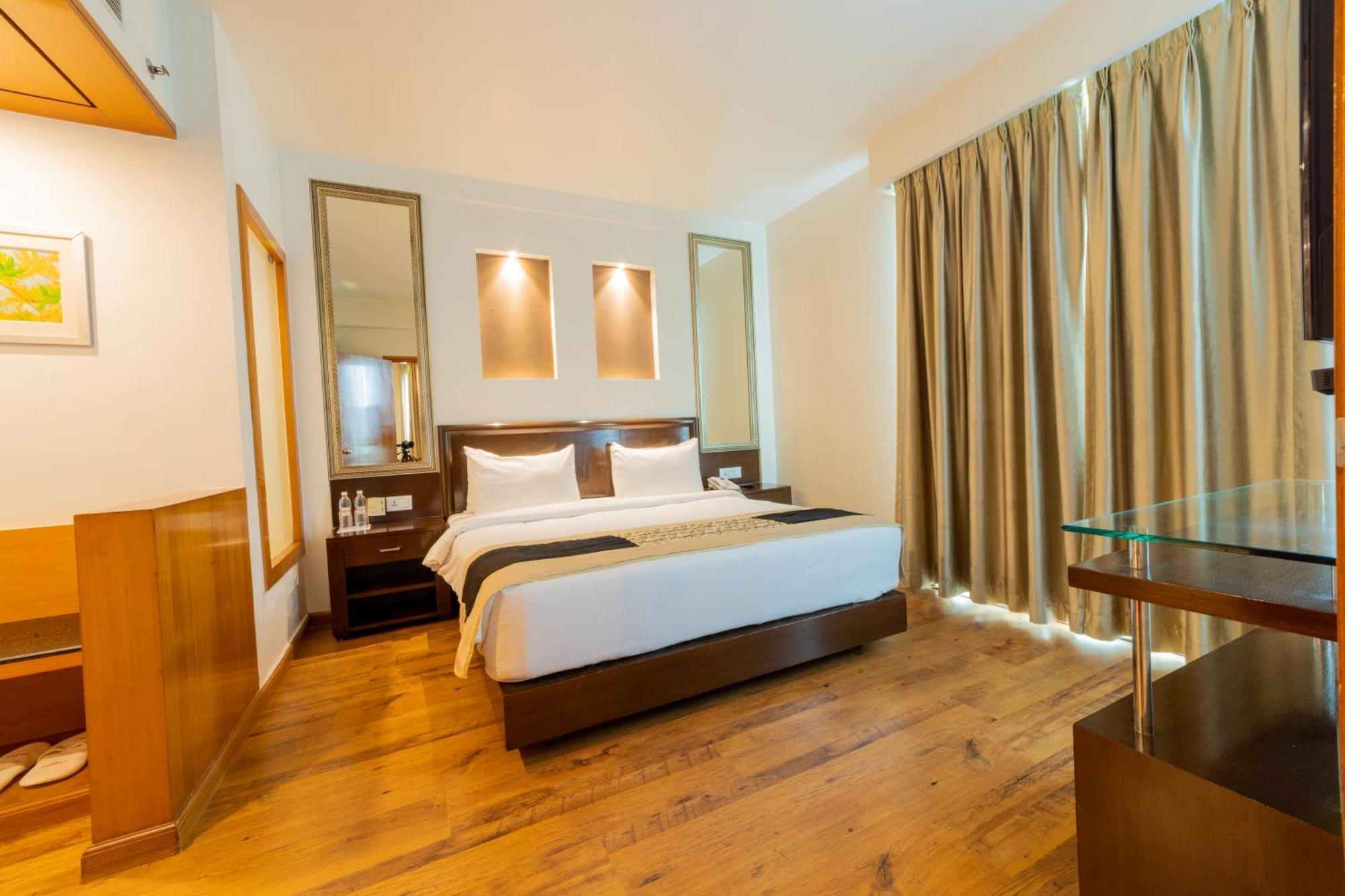 Ramada By Wyndham Hotel